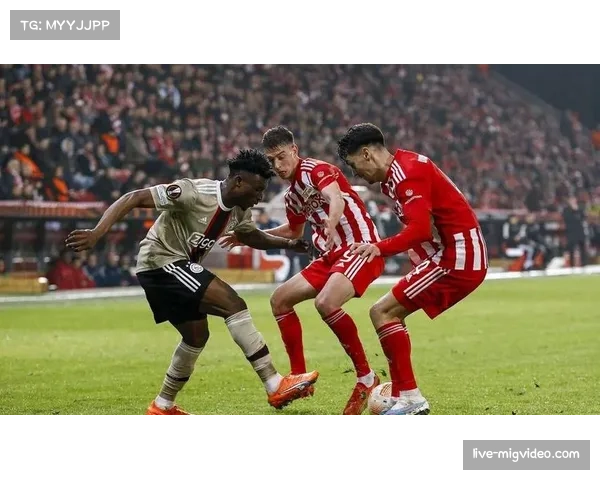 阿贾克斯控球率联赛领先 但转化效率仍有提升空间 阿贾克斯控球率联赛领先 但转化效率仍有提升空间