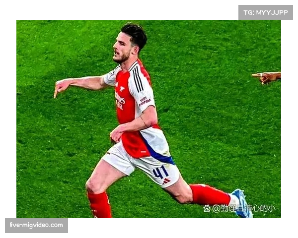 阿森纳赖斯防守拦截后快速出球 攻防转换速率提升30% 阿森纳赖斯防守拦截后快速出球 攻防转换速率提升30%